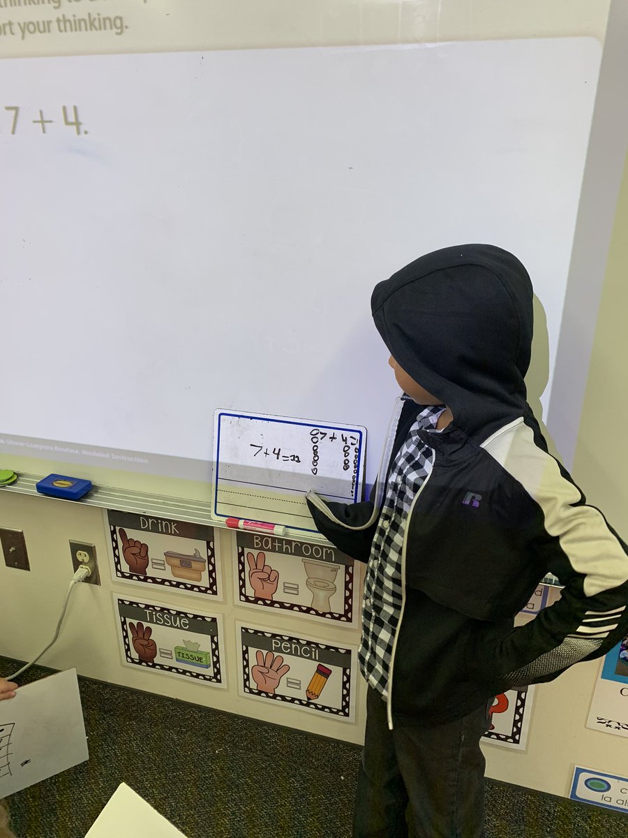 lshaw87's tweet photo. Students shared the different ways they solved the problem. @CBosse_HES #iready #educatinghornets https://t.co/3vycsHSD6I