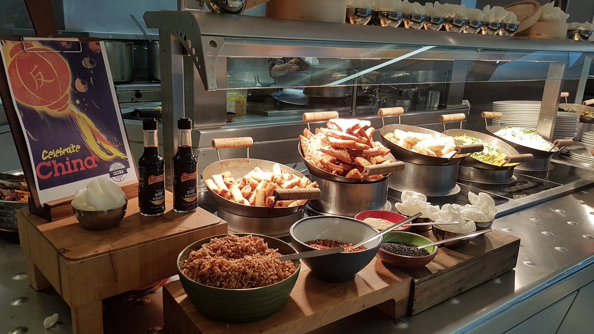 jamesjocky's tweet photo. @elioruk @Elior_Group @tom_elior @CathrynTemple @DFradgers Taste of China at Murray's Hinxton Hall Sweet Sour Chicken Hong Kong Style, Black bean Beef or Vegetable Spring Rolls #upsell Prawn Toast or Mini Spring Rolls #teamelior #eliorfoodie https://t.co/bqOqRWhew6