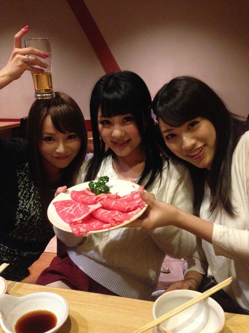 06年前の今日。 2013年12月06日は新宿で桃太郎EVENTやってました。 終了後,メーカーさんにごはんに連れて行ってもらって,その後篠田ゆうちゃんと佐々木恋海ちゃんと飲み。楽しかったなあ。  最近<a href="/tag/%E6%8C%AF%E3%82%8A%E8%BF%94%E3%82%8A%E6%97%A5%E8%AA%8C"class="tags"><span>#振り返り日誌</span></a>