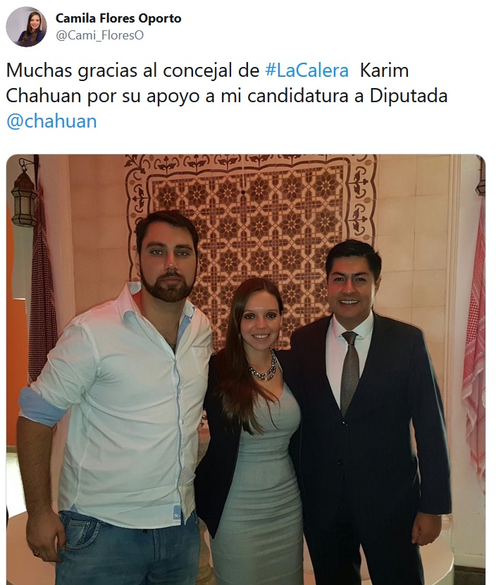 MegafonoPopular's tweet photo. ¿Por qué no le preguntan a diputada negacionista @Cami_FloresO sobre su amigo Karim Chahuan q lideraba banda de saqueadores? Por qué a él no le aplicarán la ley de seguridad del Estado como lo hicieron con profesor Roberto Campos #Bienvenidos13 #ElViernesMarchamos #lastesissenior https://t.co/P3cGmmRnUp
