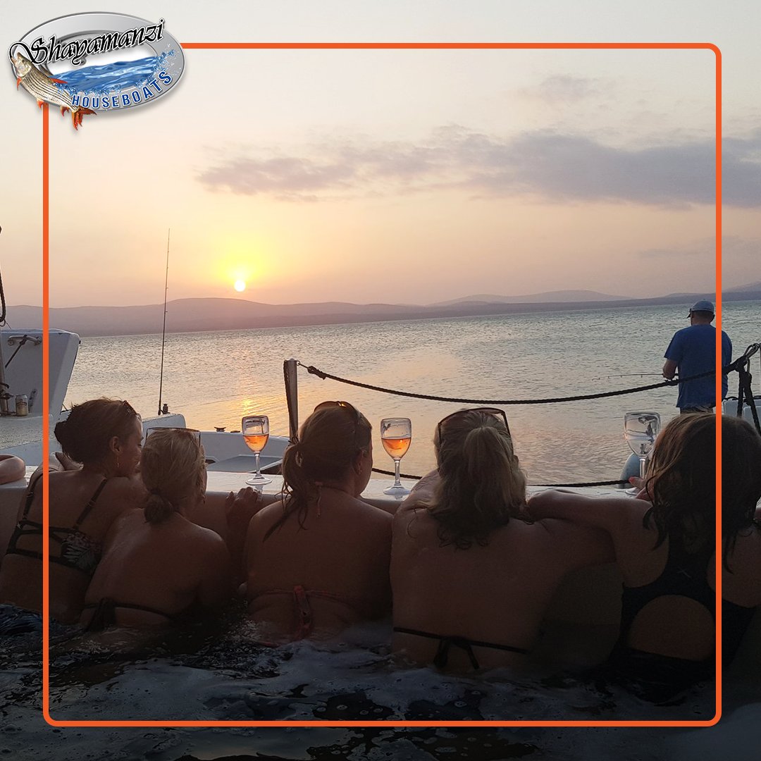 ShayamanziSA's tweet photo. Watch #incredible #sunsets from our #deck, in our #Jacuzzi on #LakeJozini!☀️🍹⁠
⁠
#Book your #trip NOW!⁠
⁠
Call: 034 413 2299 | Email: shayamanzi@saol.com⁠
⁠
#shayamanzi #jozinidam #environment #sundowners  #friends #family #memories #wildlife #travel #adventure  #outdoors https://t.co/U1I5vhRxOI