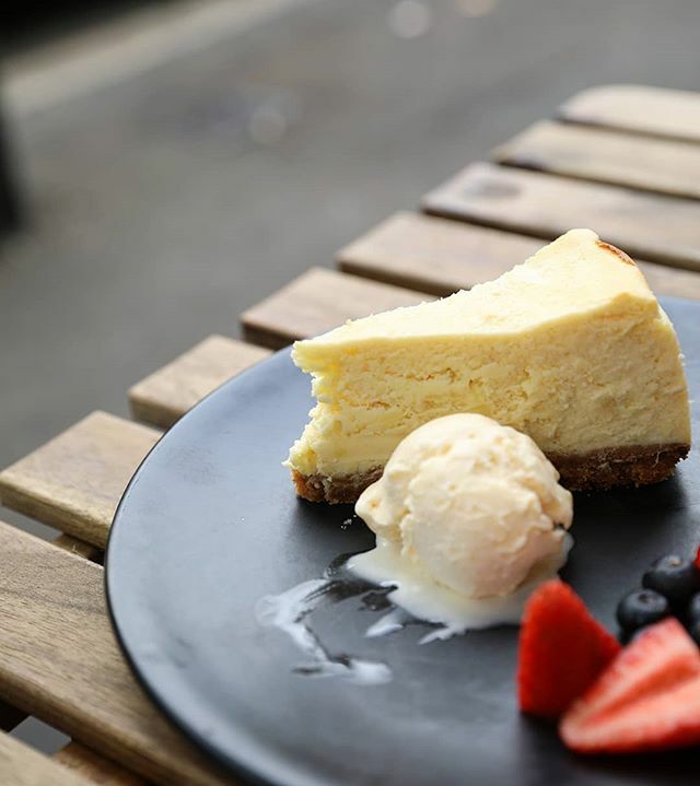 Cassandra Au tweet media