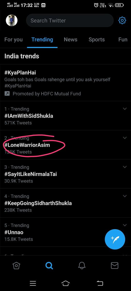 NikhilRathore69's tweet image. 😂😂 Lonewarrior asim who is planning nd plotting with Bahu&apos;s to dethrone the king. 

Real lone warrior is SID💓

Actually asim fans don&apos;t know the meaning of lone warrior he is with wolfes nd Lion @sidharth_shukla is lone warrior #IAmWithSidShukla #KeepGoingSidharthShukla