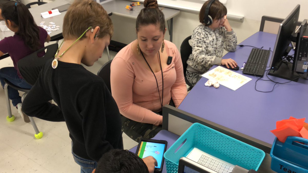 spiles07's tweet photo. Working on fractions with @STMath #lytleisd #math #fractions #lytlebuzz #elpirates #publicschools https://t.co/9QjXVTWhbu