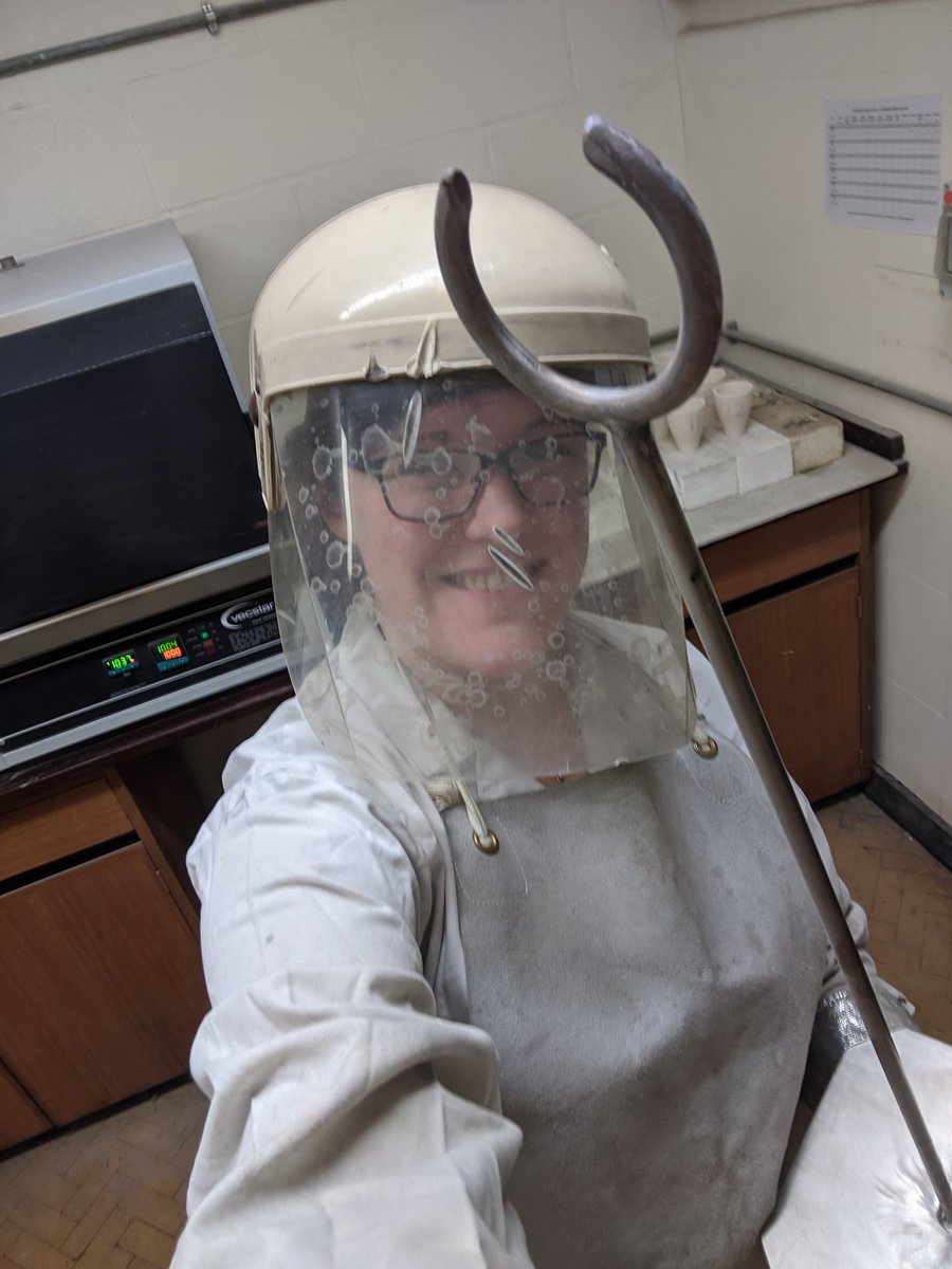 Katie McFall (@drkatiemcfall) on Twitter photo Getting all armoured up ready to melt rocks in a furnace at 1000°C. My inner 5 year old is loving this! 😛
Doing my favourite lab technique today - Ni-S fire assay for PGE 🔥 How do they vary between porphyry Cu deposits? 🤔 #postdoc #LabLife <a href="/CU_EARTH/">Cardiff School of Earth & Environmental Sciences</a> <a href="/TeaSe_SoS/">TeaSe</a> Getting all armoured up ready to melt rocks in a furnace at 1000°C. My inner 5 year old is loving this! 😛
Doing my favourite lab technique today - Ni-S fire assay for PGE 🔥 How do they vary between porphyry Cu deposits? 🤔 #postdoc #LabLife <a href="/CU_EARTH/">Cardiff School of Earth & Environmental Sciences</a> <a href="/TeaSe_SoS/">TeaSe</a>