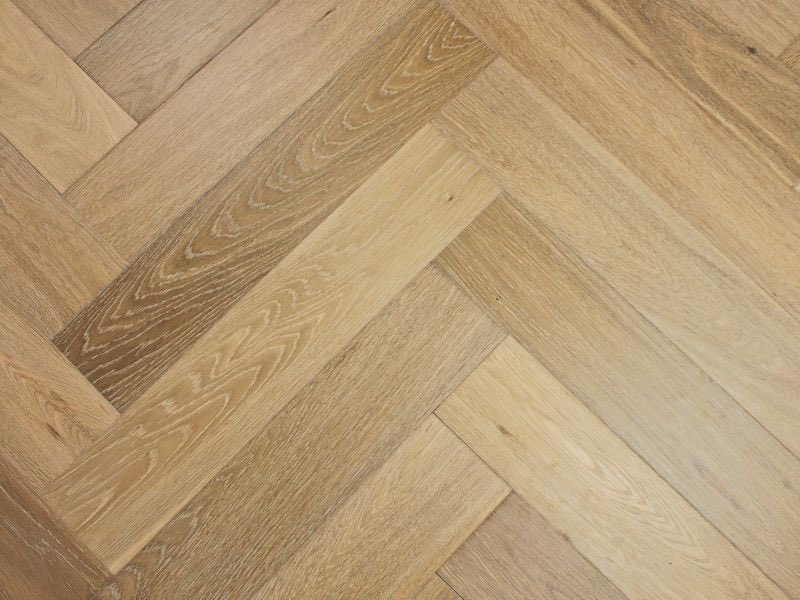 anthony_claxton's tweet photo. Behind door number 4 this week from Unilin is Elka Herringbone. Our Elka range is great value and looks stunning! whether it’s Engineered, Laminate, LVT, or Solid Wood the Elka range has everything.

#unilin #elka https://t.co/IGsZNfGyue