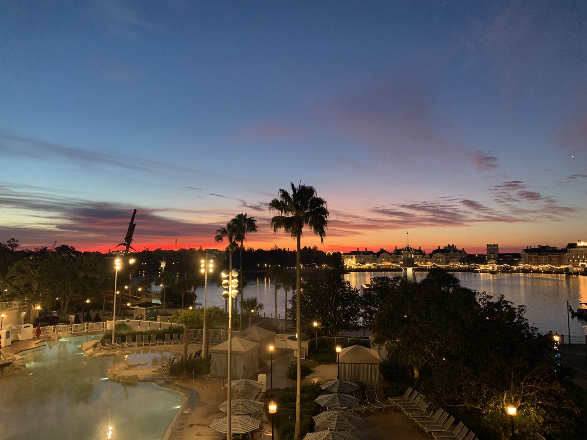 Optometric Management Symposium (@omsconference) on Twitter photo Goooood morning from OM Symposium in Orlando! #omsorlando #chartsuccess #education #dryeye #optometry <a href="/mommabarkey/">Patti Barkey🇺🇸</a> @pismoeyedoc <a href="/drwhauser/">Dr. Whitney Hauser</a> <a href="/LaurenBLevine/">Lauren Levine</a> Goooood morning from OM Symposium in Orlando! #omsorlando #chartsuccess #education #dryeye #optometry <a href="/mommabarkey/">Patti Barkey🇺🇸</a> @pismoeyedoc <a href="/drwhauser/">Dr. Whitney Hauser</a> <a href="/LaurenBLevine/">Lauren Levine</a>