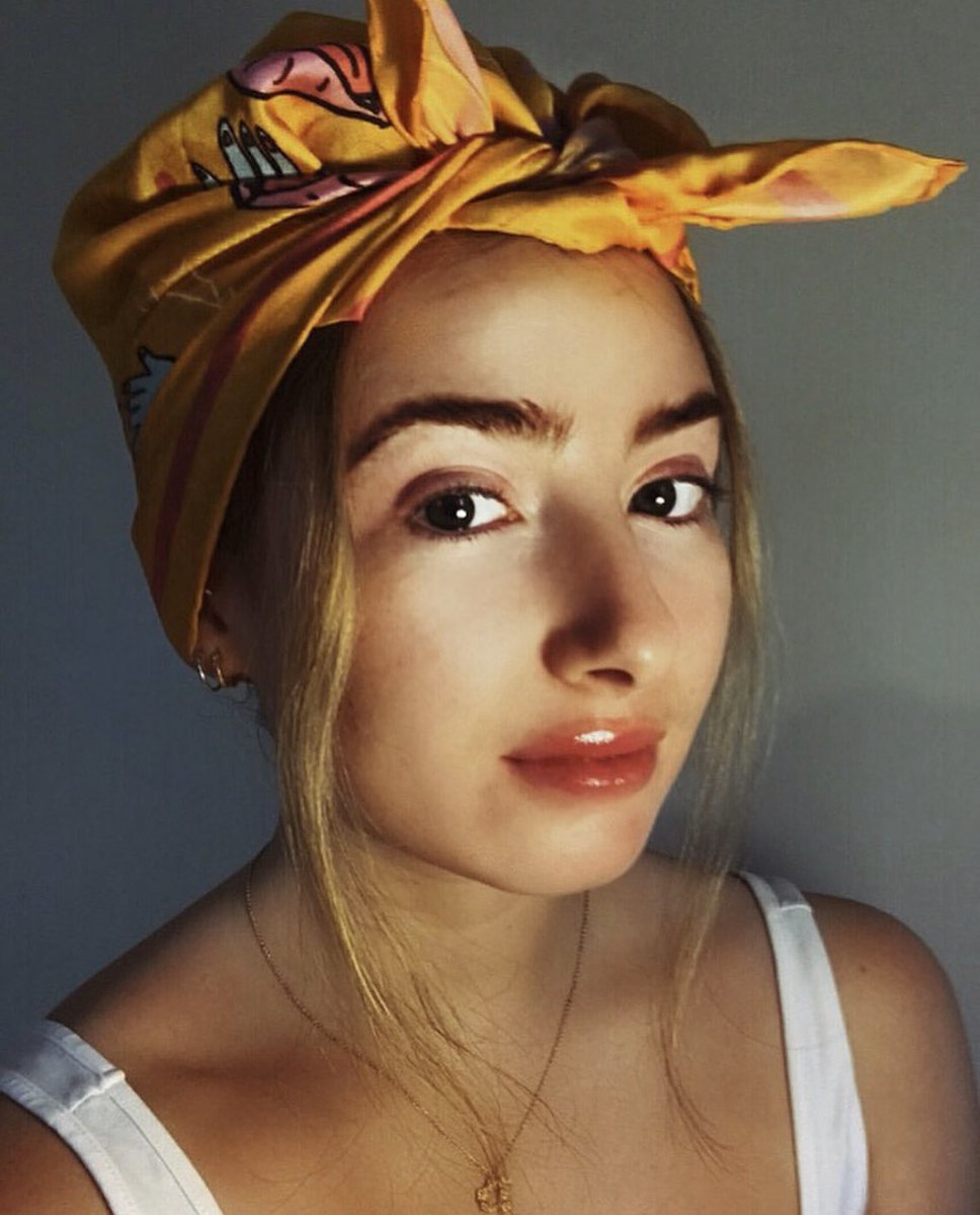 NOTE TO SELF tweet media