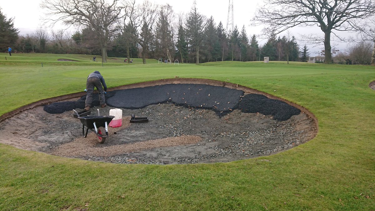 DDSmart71's tweet photo. @Babertonreport @BlinderBunker
Fantastic to see Bunker Blinder installed at 9th and 16th today
#nocontaminationorwashdown😊🏌️👍🏻
# https://t.co/hd8LRl4Uxj