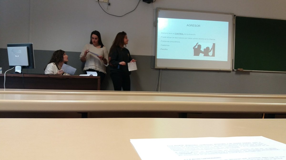 diegoubu1's tweet photo. Seguimos con las exposiciones de Organización 
#primubu19 https://t.co/j1inPz72KV