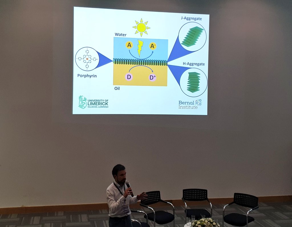 M_D_Scanlon's tweet image. Fantastic presentation by @ifrm1988 describing his PhD work on #porphyrin self-assembly at #softinterfaces for #solarenergy conversion in the #thesisin3 competition at #Bernalresearchday2019 @BernalNews @ChemicalSciUL @UL_Research