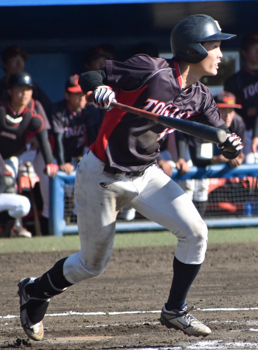 jumbonokachi511's tweet photo. 東学大　村口英大選手（長崎日大、2年）

この日（12月1日）9番とは思えない打撃で2ランホームランを含む2安打。
見事な活躍が光りました。 https://t.co/Q8UU1N307I