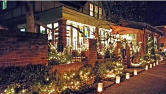 germanvillage's tweet photo. Did you know that Helen Winnemore's has been in business for 91 years? Stop in during Village Lights and you will see why.

#Villagelights19 #GermanVillage #Cbus #614 #614living #villagelights #germanvillage #germanvillagecolumbus #columbusohio #614 #shoplocal #cbus https://t.co/jauqBNHQk0
