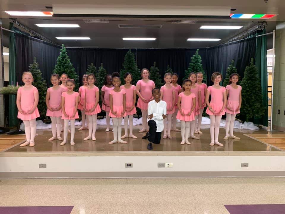 artsintheschool's tweet photo. @WhisperingOakEl Excellent job! Thank you @OrlandoBallet! Thank you @kipmontgomery2 for bringing Dramatic Education to your school!
#ocps #artsintheschool #ocpsmeanssuccess #afterschooliscool https://t.co/cKhBHBA6bR