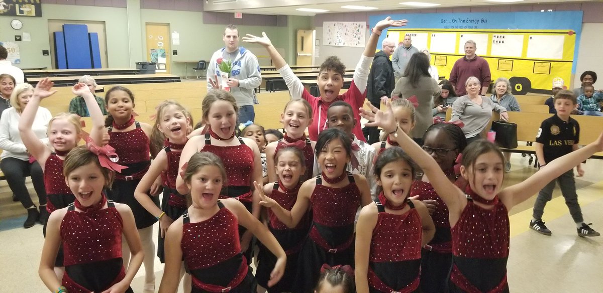 artsintheschool's tweet photo. @WhisperingOakEl Excellent job! Thank you @OrlandoBallet! Thank you @kipmontgomery2 for bringing Dramatic Education to your school!
#ocps #artsintheschool #ocpsmeanssuccess #afterschooliscool https://t.co/cKhBHBA6bR