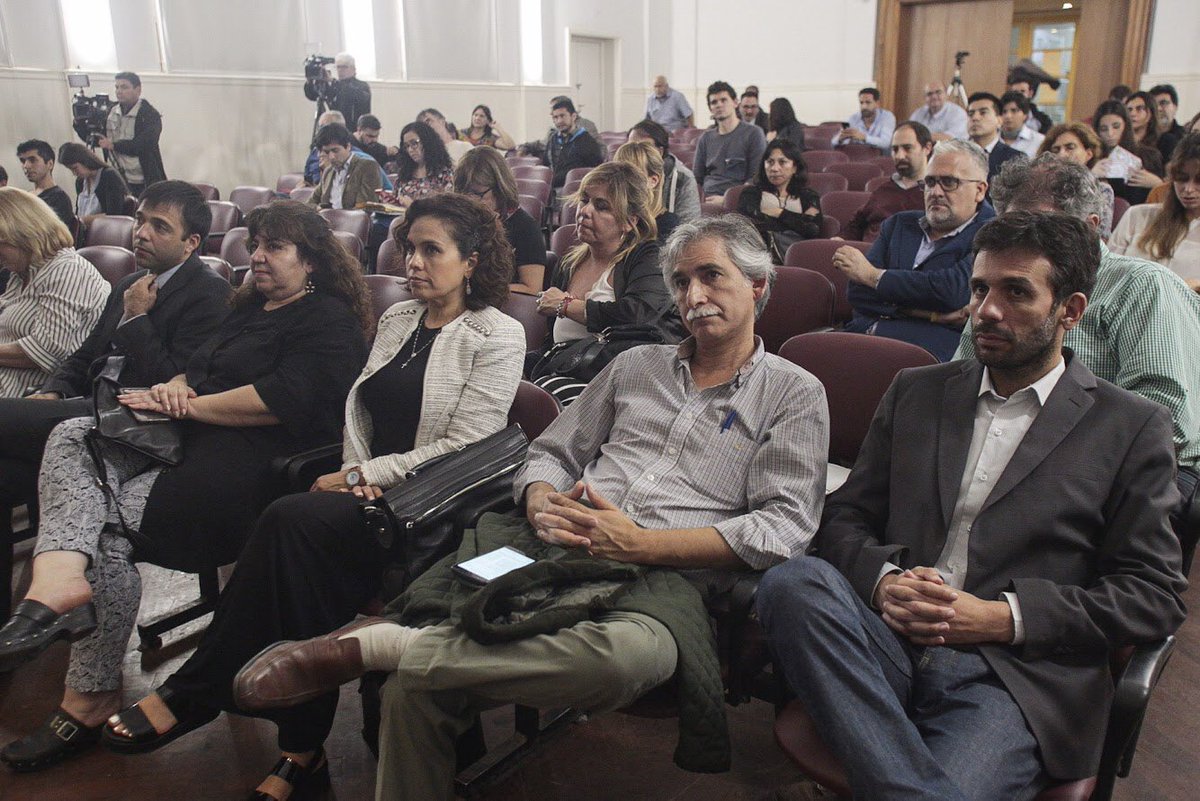 gabiyedlin's tweet photo. En esta nueva etapa necesitamos de este tiempo para la innovación de ideas y perspectivas para nuestra labor cotidiana del @MDSTuc https://t.co/nGYEONJDJ0
