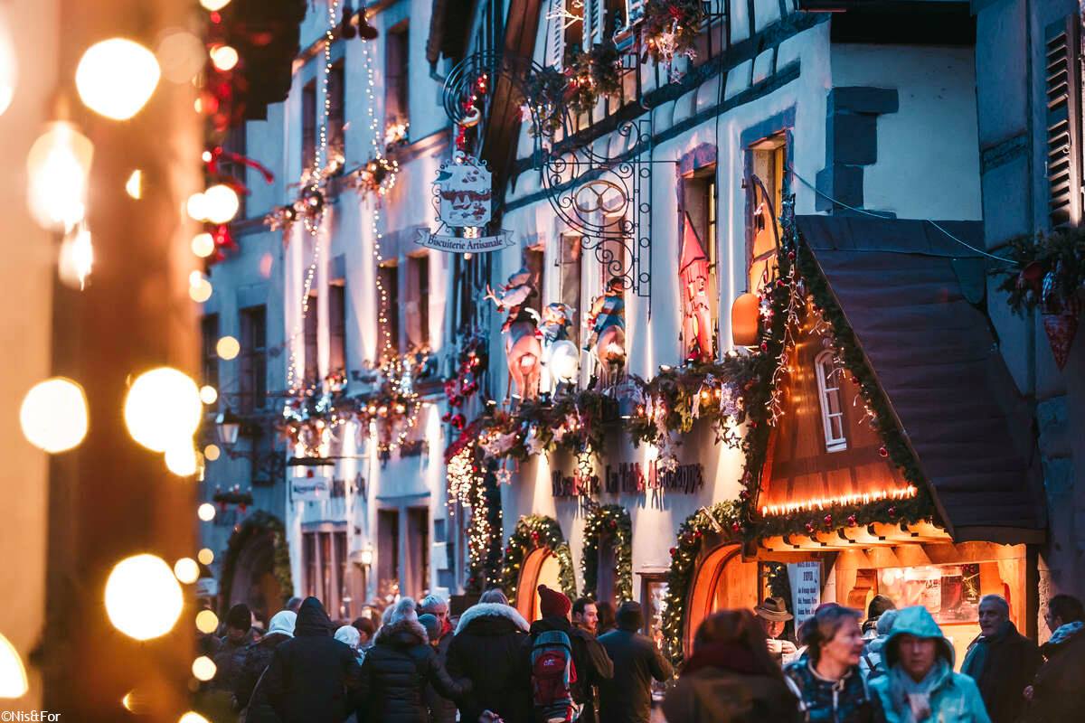 Direction les caves de Noël en #Alsace ! bit.ly/caves-vignoble #VisitAlsace #DrinkAlsace