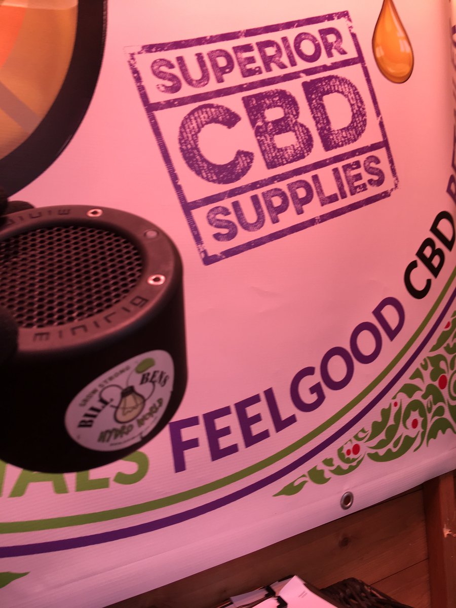 CBD_Supplements's tweet photo. SOS Can anybody help the MINIRIG has gone down at the Bill &amp; Christmas Cbd shack😞Can anybody lend us the sound system/MINIRIG or sell us one? https://t.co/c2sOOZDq2E