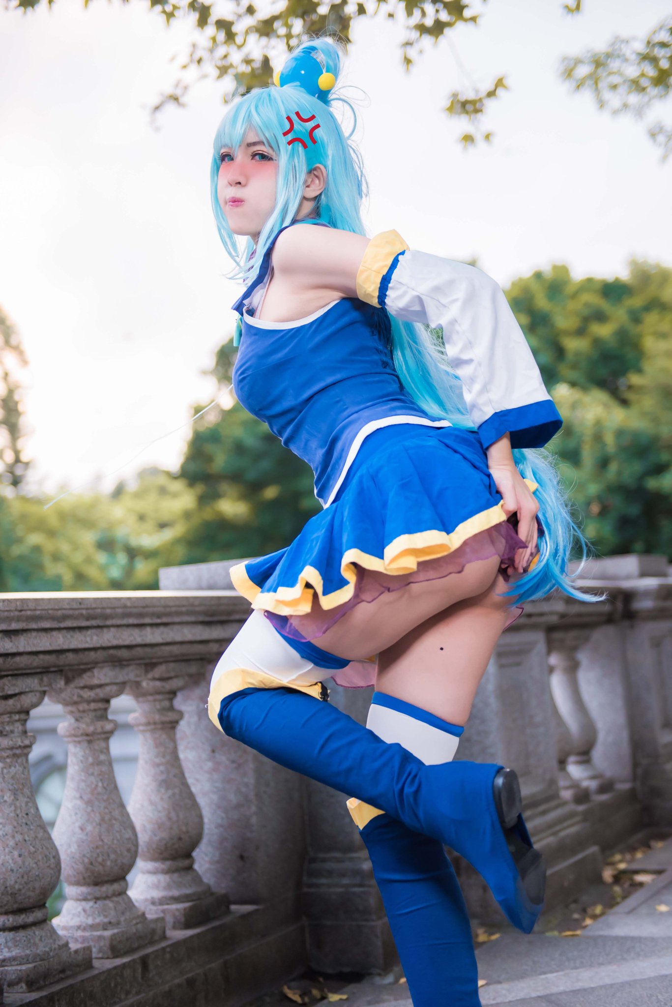 Uzivatel Hatori Cosplay Na Twitteru Wahhhhh I Fell Please Kiss Me To Help Me Get Up What Were U Just Staring At My Underwear Howcome I M Not Even Wearing One Photo By Sid席德photography Cosplay By Cindychi Please Like N Share Lt