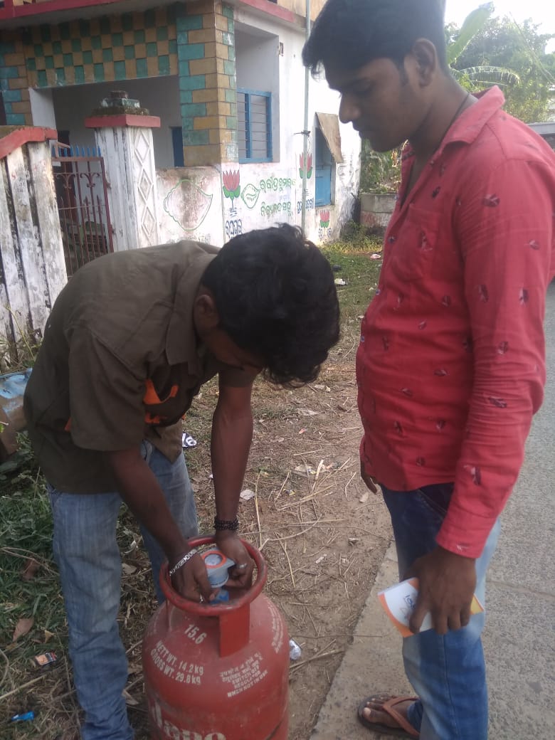 IndaneKasafal's tweet photo. PDC done by M/s Kasafal indane Gramin Vitrak.
Kasafal,Balasore https://t.co/oGq0DgKA0B