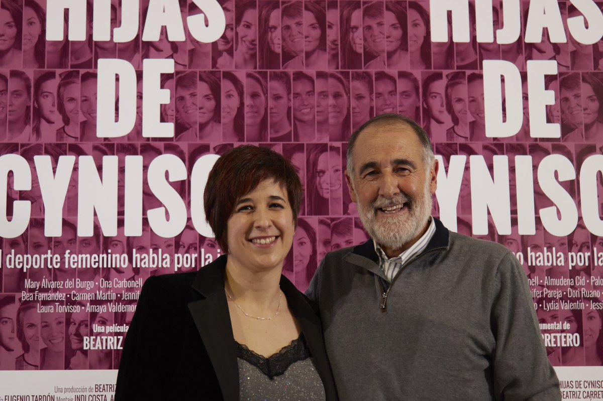 hijasdecynisca's tweet photo. Mis cynisc@s bonit@s. Sin vosotr@s nada de esto sería posible. Os quiero muchísimo... #Preestreno #HijasDeCynisca. 📸@salvira y @mario__domingo #MADPHOTO #eldeportefemeninohablaporlaigualdad #cine #peliculas https://t.co/iRMHRIlWrq
