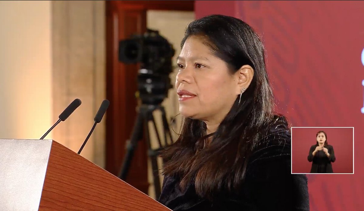 Es importante la inscripción de las #TrabajadorasDelHogar al Programa Piloto del <a href="/Tu_IMSS/">IMSS </a> pues brinda seguridad y dignidad a ambas partes, así transformaremos la realidad de nuestro país: <a href="/MarceBautista/">JennyMarcelaBautista</a>, Asamblea Consultiva del Conapred 
#ConferenciaPresidente