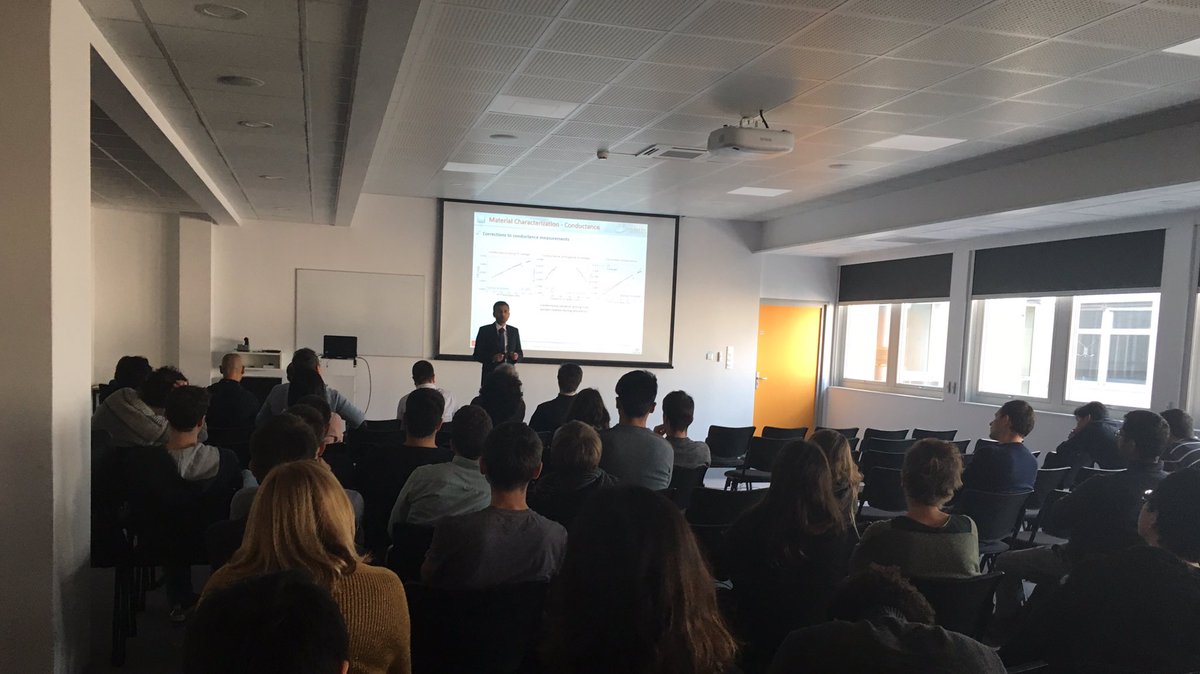 SPINTEC_Lab's tweet image. The season of PhD defenses continues in #Spintec: today Jayshankar NATH presented his results on the « Mechanism of Spin-Orbit Torques in Platinum Oxide Systems ». Congratulations Jay and good luck for your future career! 
lnkd.in/dWpFxmQ