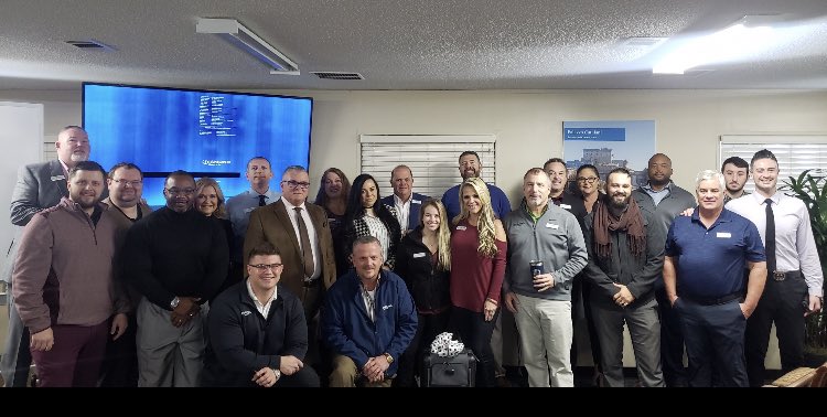 Brooke_M925's tweet photo. Thank you everyone here at Sunrise Ridge @diamondresorts @DiamondCareers for everything!  I can’t wait to travel more! @bobwillcoxon @DRIguy2017 @TheVacationDR https://t.co/wjjAAQ4wYb