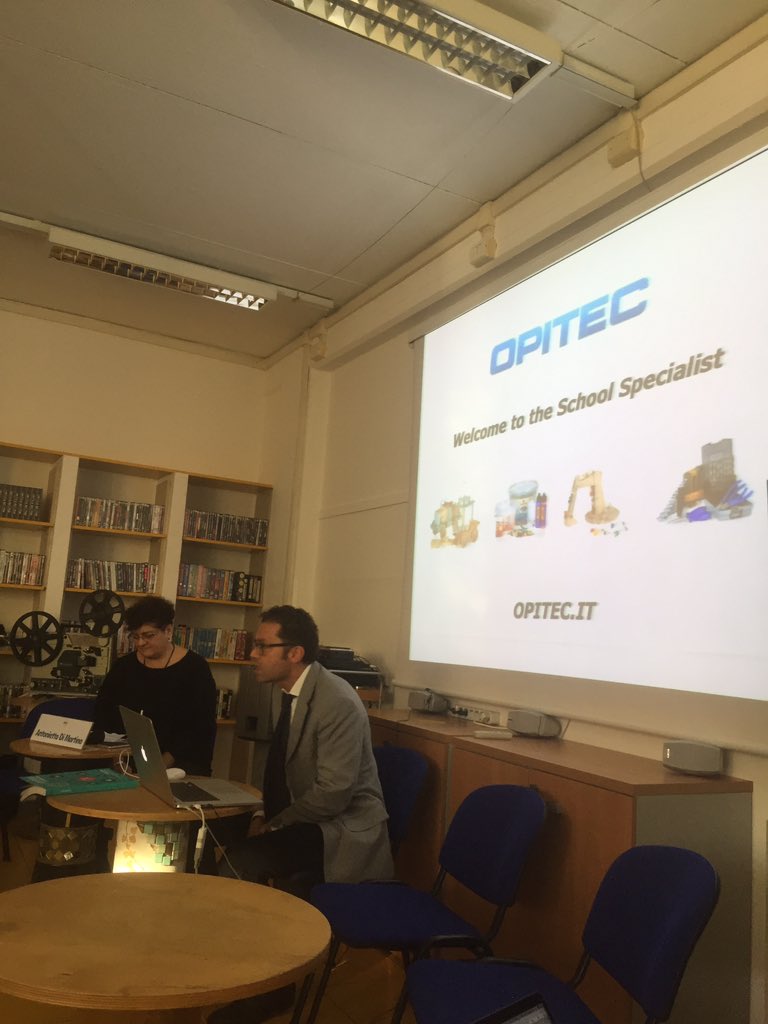 TorinoCityLab's tweet image. Anche #Opitec approda all’#Edulab con “Kit educativi di montaggio” per assemblare sistemi meccanici e idraulici per riportare il saper fare, la manualità e la creatività a scuola. #LeaProject @twitorino