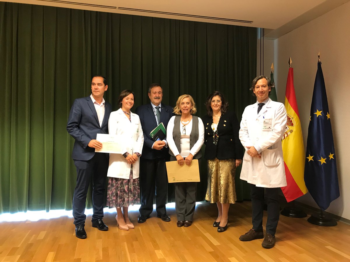 IMIBIC's tweet photo. José María de Torres, Dir. Gral. de Salud Pública y Ordenación Farmacéutica, @PabloPerezMar16, Dir. científico del @IMIBIC  y @vallegarciasan1, Dirª. del @HUReinaSofia, clausuran el acto sobre "Dificultades en la atención sanitaria hacia la violencia de género" en el @IMIBIC https://t.co/kOHIDwjhqZ