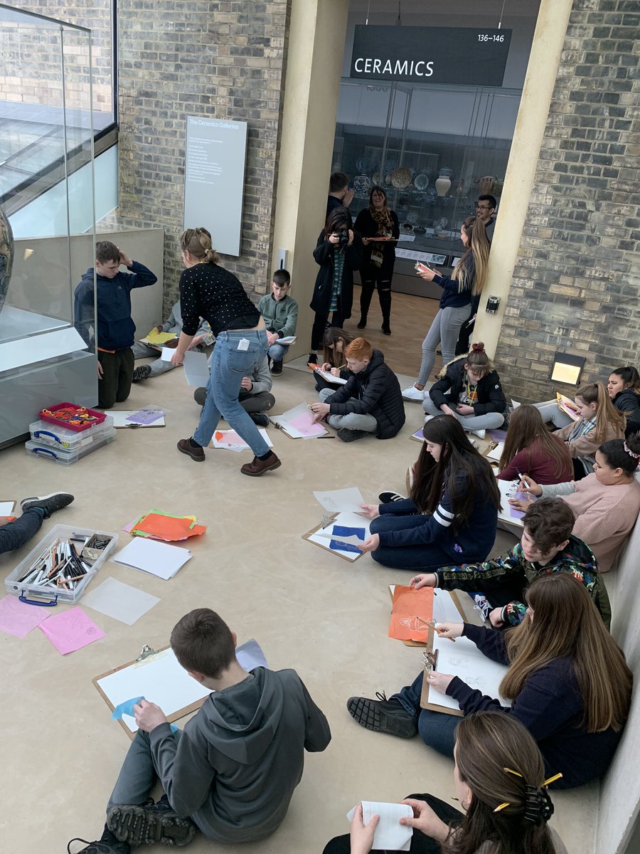 SartDvh's tweet image. Getting creative with line drawings and layering #designlabnation