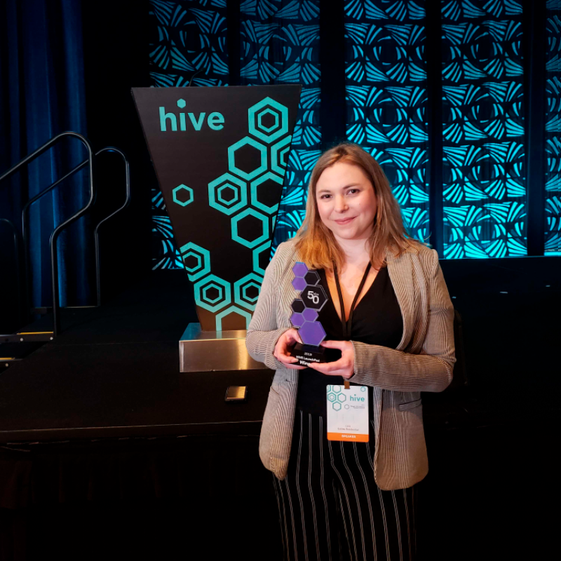 feelathum's tweet photo. We're incredibly proud to announce that at Hum's AI platform for personalized virtual stagings has won the Hive Launchpad competition! There were many amazing companies in the contest, and we're honored that the judges picked our product as the winner. 

#HiveForHousing https://t.co/MKfYPoniWh
