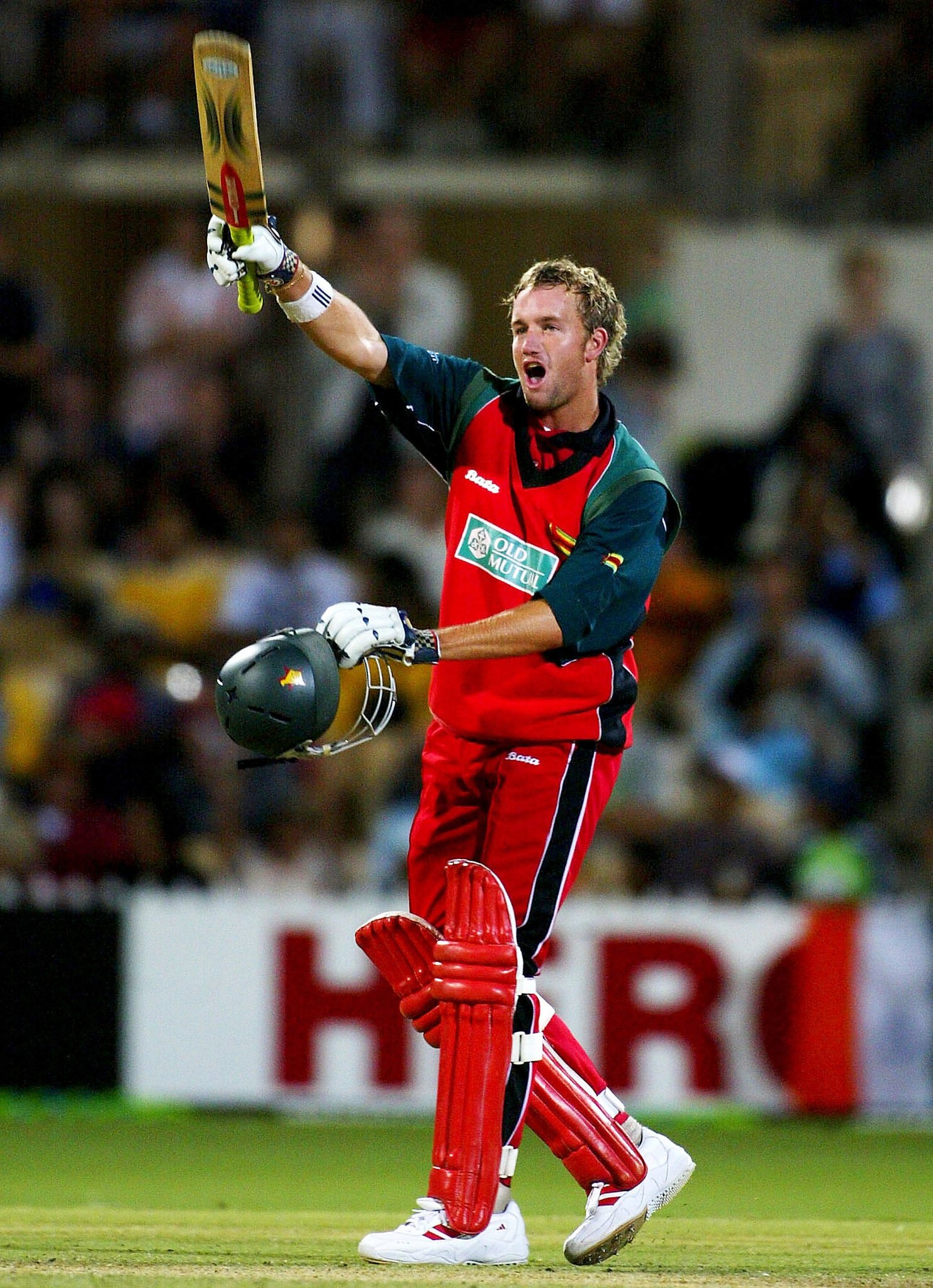  Happy Birthday to former Zimbabwe batsman Sean Ervine      