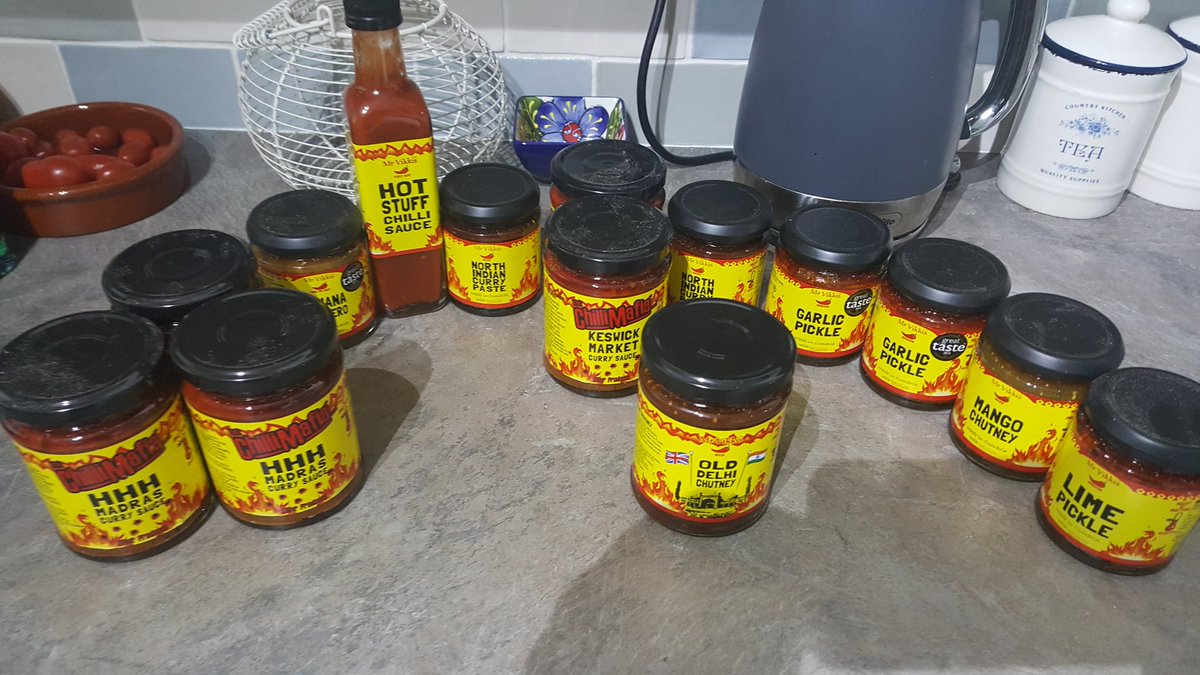 GraemeGillmore's tweet photo. @MrVikkis Arrived today with a few others. Tastes delicious. Going on the Christmas day tea table 😁😚 https://t.co/xrjFP3DfIq