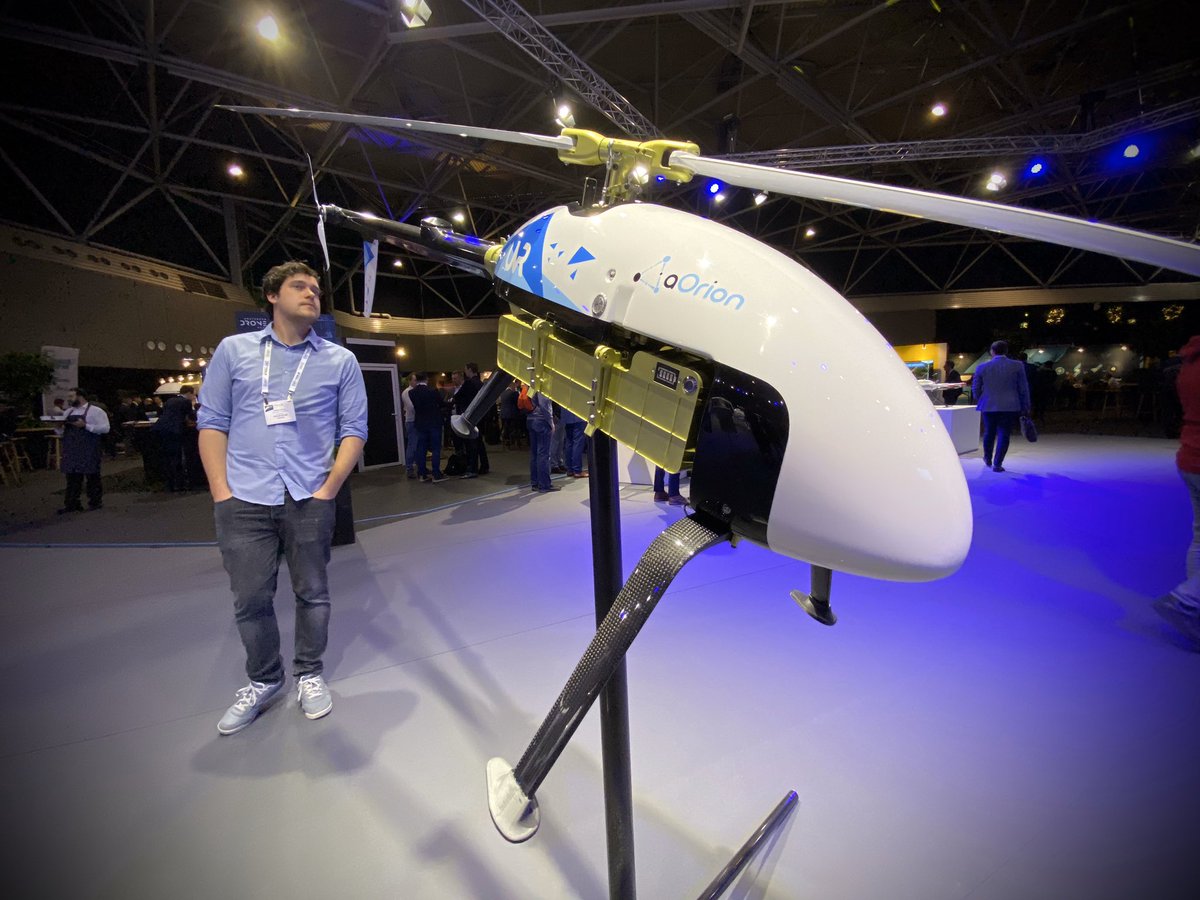 Inh_composites's tweet photo. Joined @NLR_NL today during @Amsterdamdrone to discuss the status of #AIRTuB where @Inholland is also partner in. The consortium led by #WorldClassMaintenance and its #Zephyros fieldlab aim for zero downtime for wind farms using smart innovative drones @WorldClassMaint https://t.co/joMmdd4eOr