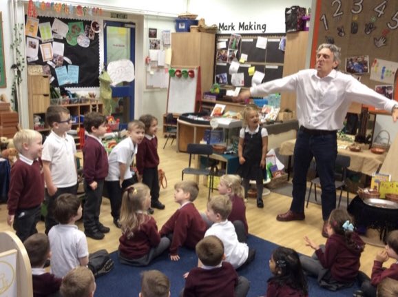 Thank you so much <a href="/therroneill/">Richard O'Neill</a> for a super storytelling session that the children absolutely adored!! Very kind of you to leave a signed book for the class too. Have a lovely Christmas! 🎄