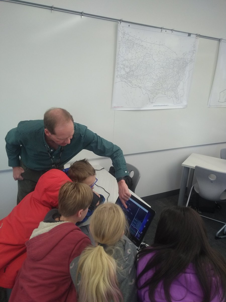 SLegrand11's tweet image. So excited to see 150 Ss learning about STEM careers from @SpheroEdu , @OceanFirstEdu , @QuestBotics , @uchealth and @ATC today! #ICSVVSD #StVrainStorm