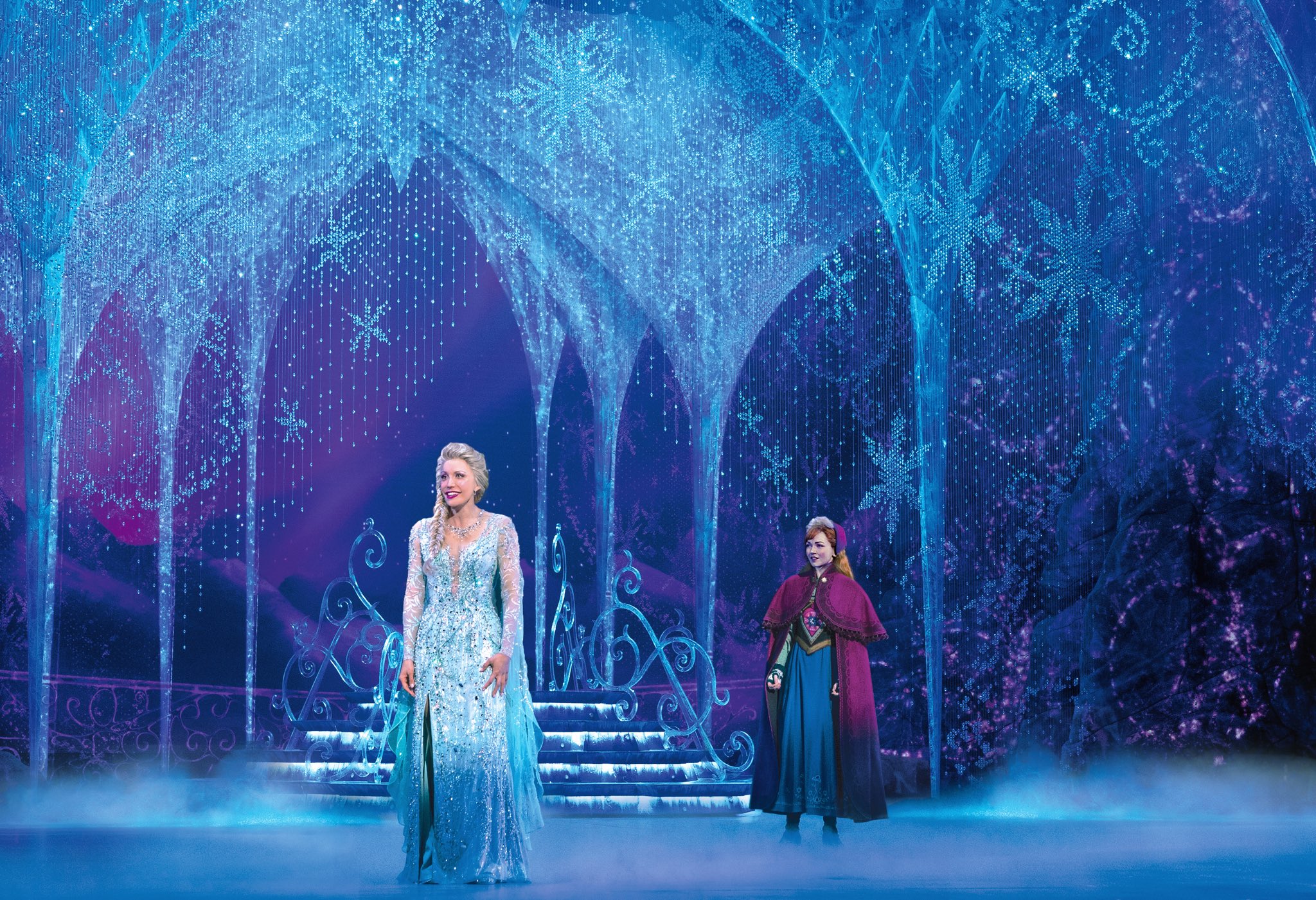 frozen - FROZEN - The Musical [Disney On Broadway] - Page 4 ELC26kNUYAAGVSO?format=jpg&name=4096x4096