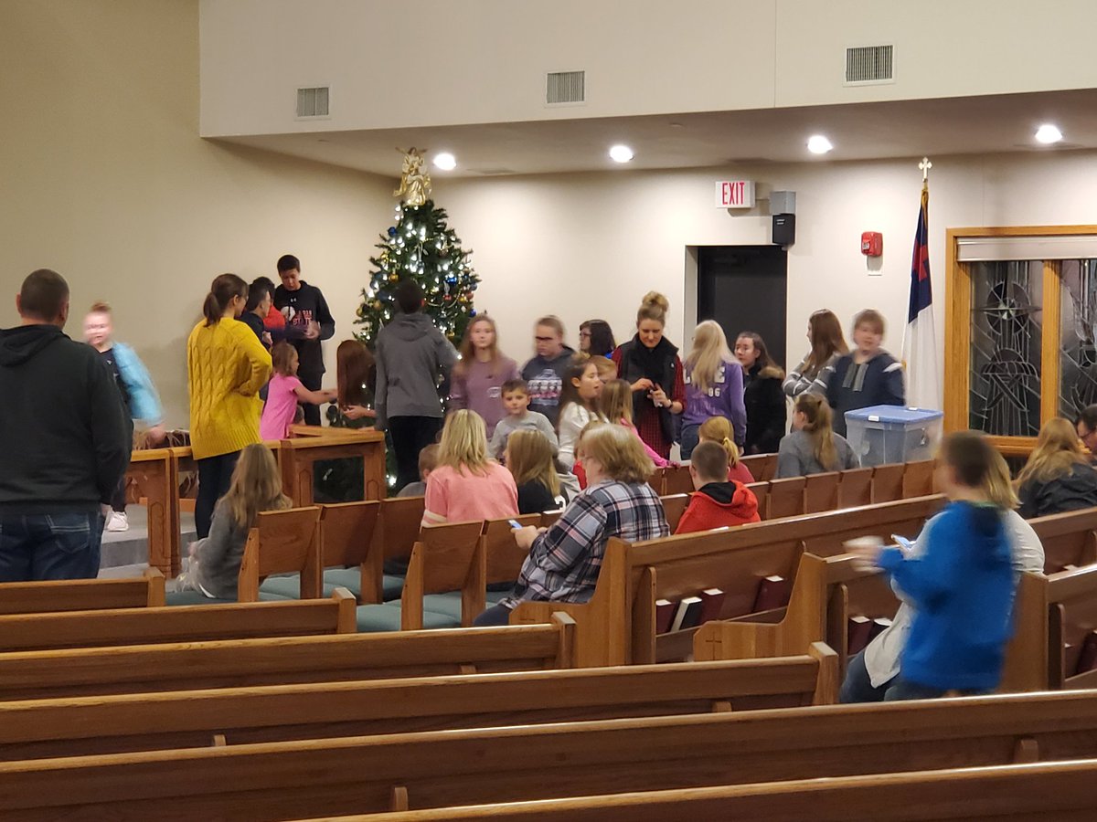 Thank you to all who to attended our first Christmas decorating event! It was a fun evening filled with cookies, singing, glitter ornaments and decorating. It was wonderful to have so many people come together for such a special evening! Thank you again and Merry Christmas!