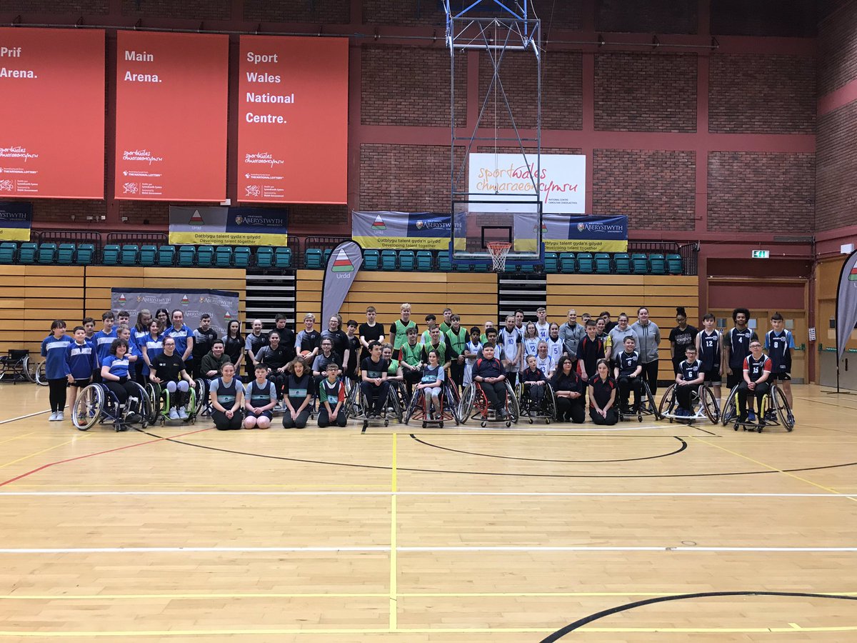Urdd's tweet image. 📸 Timau’r dydd

Diwrnod ffantastig yn nhwrnament pêl-fasged cynhwysol cyntaf yn hanes yr Urdd!

After our first ever IZB tournament today, we’re excited to continue developing our sports provision for young people with disabilities. DIOLCH all who helped us 🙌

#UrddIZB 🏀