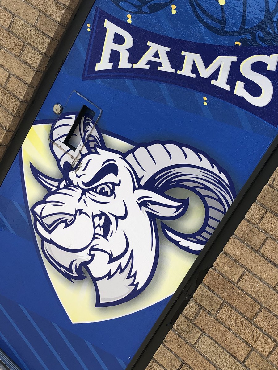 Good to stop by <a href="/RGSDNews/">RGSD</a> to check out some future lions. #Loyal2theLoU #DUBCLUB