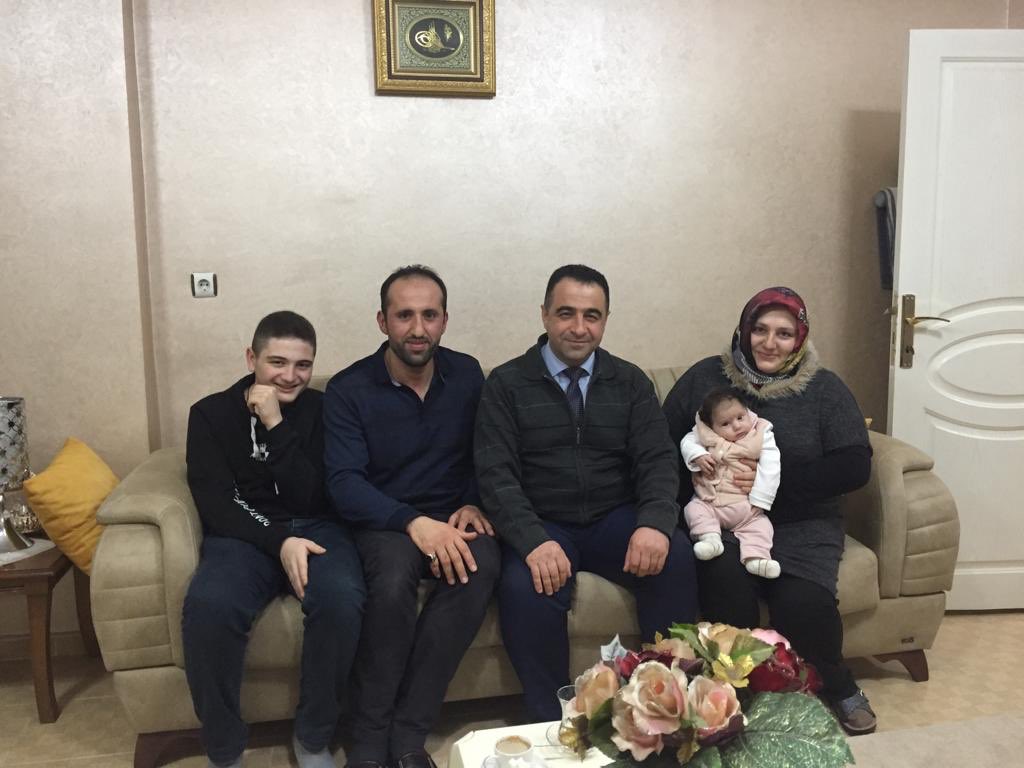 SancaklarO's tweet photo. Öğretmenlerimiz ailelerimizle buluşuyor..@ziyaselcuk @hmzaydg @osman_oren @SiirtValiligi @alifuatatik @dnzdp1979 #siirtveliziyaretlerinde https://t.co/8KeRmcpgv9
