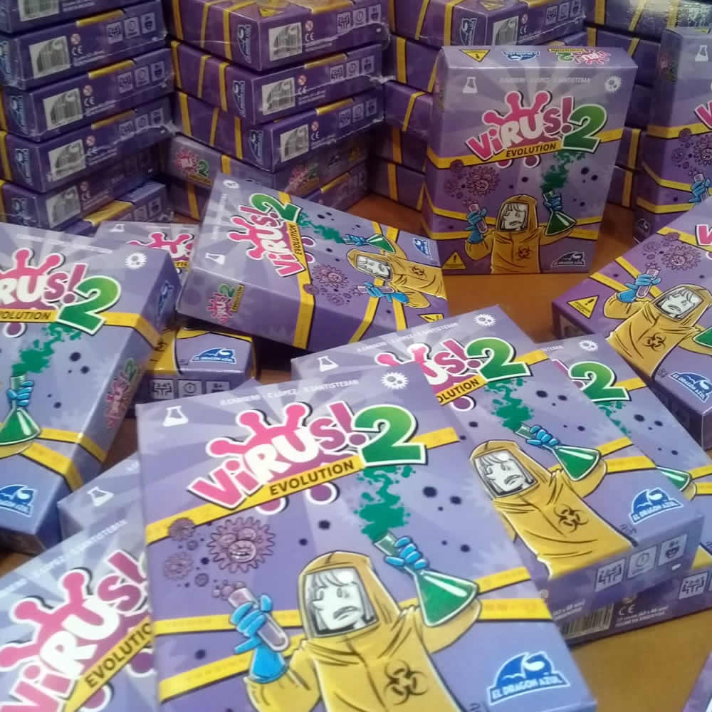 EdDragonAzul's tweet image. Sos fan de Virus!? Te presentamos el Virus 2! Más cartas, más opciones, más maldad! Los Virus han evolucionado! Conseguilo en cualquiera de nuestros puntos de venta, recordá que requiere el Virus! original.