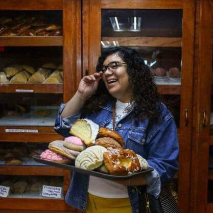 UKHispanic's tweet photo. Felicitaciones a Alexis en su nuevo trabajo como reclutador de estudiantes Latinx. ¡Qué orgullo! Sabemos que seguirás haciendo grandes cosas en esta nueva posición. https://t.co/d8lB9tmxNy