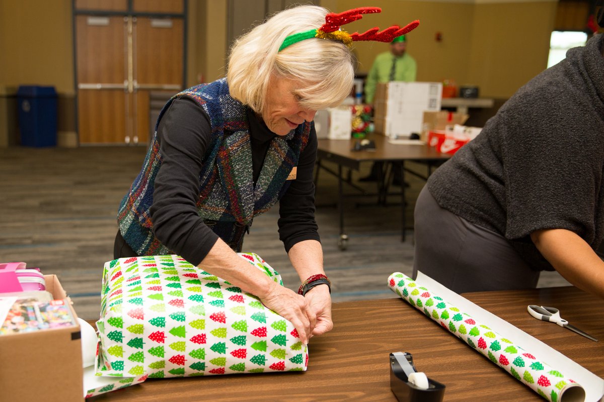 waketechcc's tweet photo. @WakeTechFBF Again, a huge THANK YOU to #WakeTech leadership, faculty, staff, and our community partners for helping with preparations for the BIG night. https://t.co/flnIrD014L