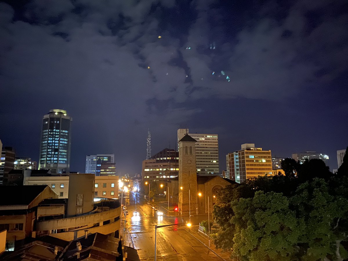 larry_moyo's tweet image. 21:15hrs in Harare CBD