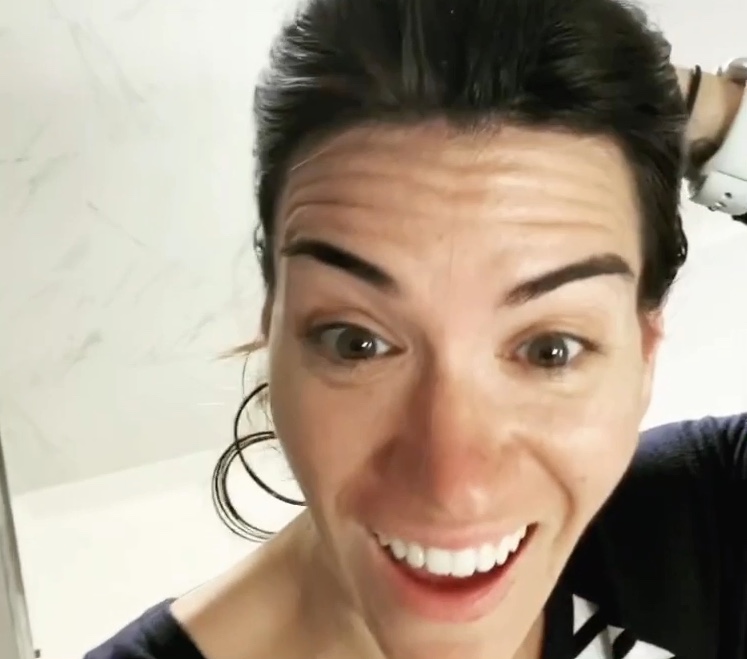 GRAY AWAY tweet media