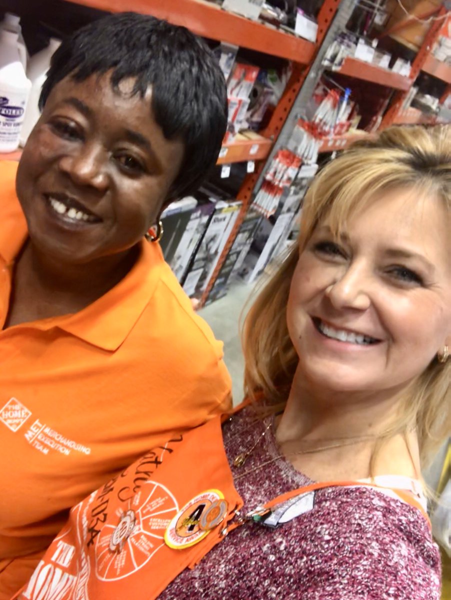<a href="/dow_georgette/">MET_D34_DOW_HD</a> So happy to run into former 4648 Cashier Doris who joined our MET team at 4607!! <a href="/SonjaMurphy15/">$</a> <a href="/Monte4648/">Monte H Downing 🇺🇸🇳🇱</a> <a href="/Stephanie4648/">stephanie46</a> @KarlaYVentura1 @sburton_thd <a href="/bluesurf57/">Susan Paquette</a> <a href="/postivevibes333/">Lorie Smith 😀</a> <a href="/ZenasRainey/">Zenas Rainey</a> <a href="/taraglienke1/">taraglienke</a> <a href="/BobbittMatthew/">Matthew Bobbitt@HD</a> #D34Pride