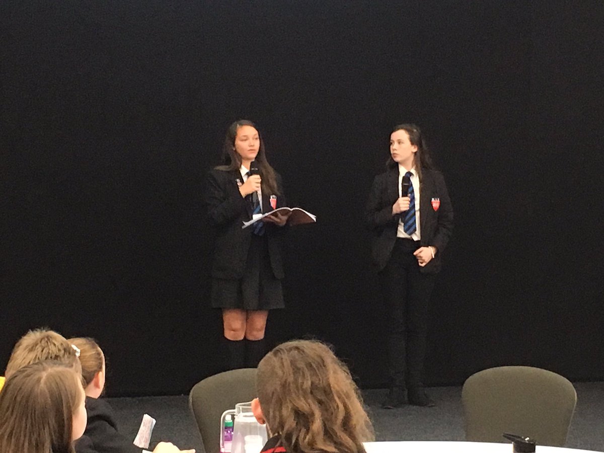 HumanitiesDA's tweet photo. Our amazing Year 10 school council reps explaining to the conference about how Pupil Voice works at Daubeney. #pupilvoice #futureleaders #proudofmystudents @BBCYPtweets https://t.co/C1brYhry0S
