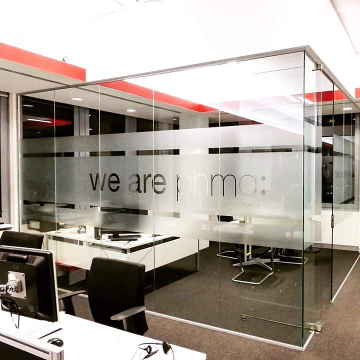 Space3Creative's tweet photo. This is a fab example of how a London office space can use lots of different surfaces and spaces to display brand and creativity.
#wallmural #glassmanifestation #glassfrost #frostfilm #officefitout #officedesign #commercialinteriors #officedesign #undergroundmap #london #shipley https://t.co/bZI0qXFoLU